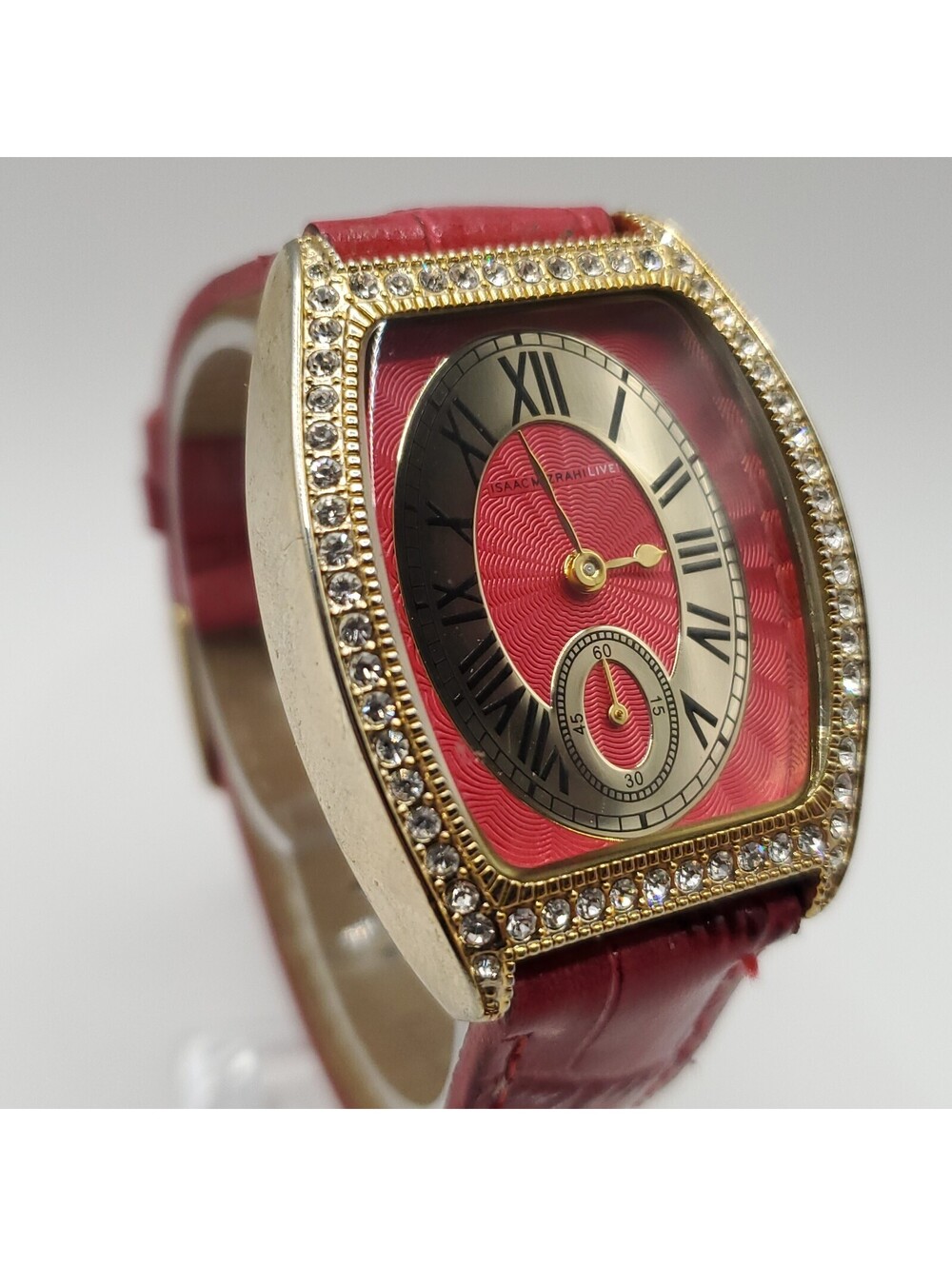 Isaac Mizrahi Live Quartz Womens 32mm Watch Red Sub Dial New Battery